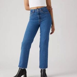 Levi's Women's Rib Cage Straight Ankle